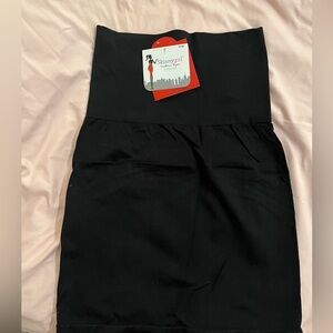 NWT SkinnyGirl Shaping Black Incognito Slip Skirt Size Large Shaper